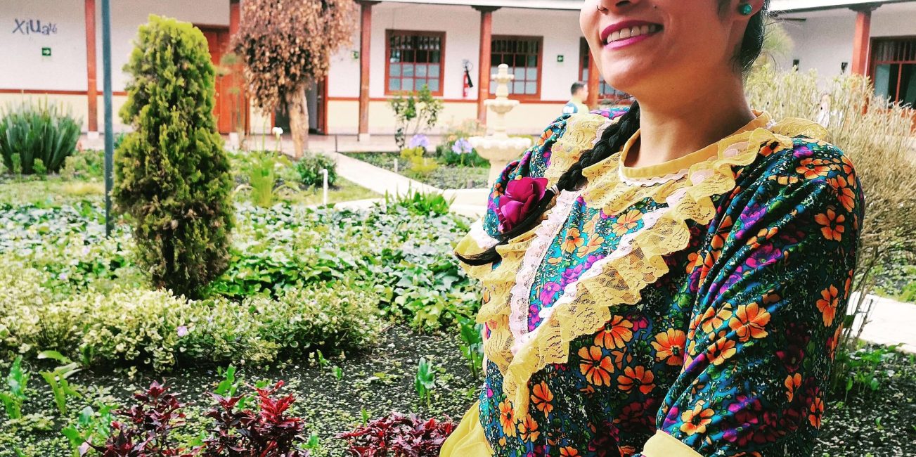 Bailarina Danza folclórica colombiana